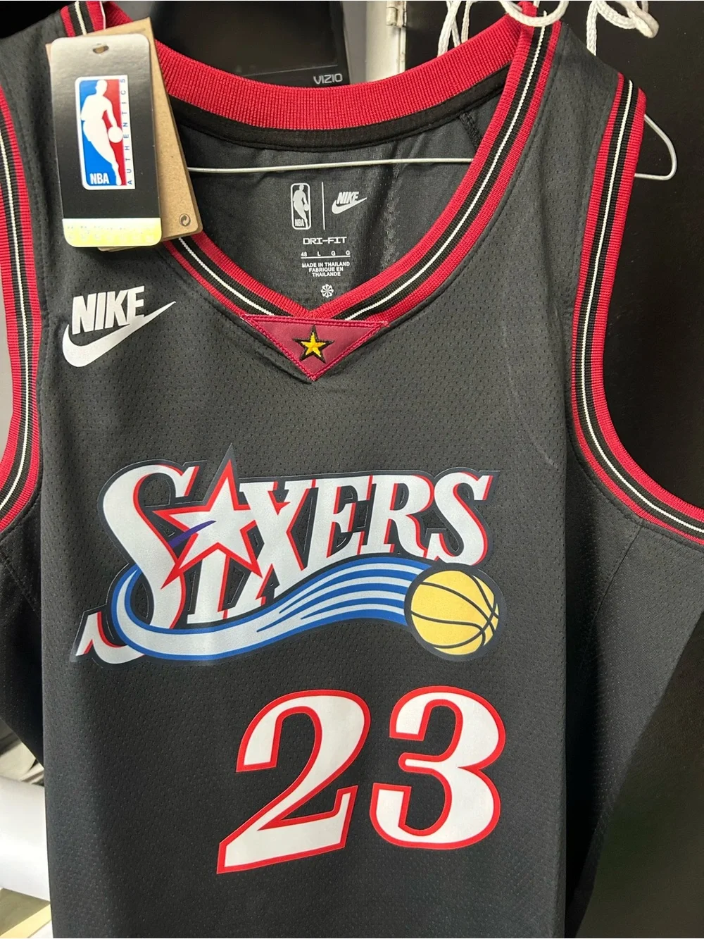 Apparel item